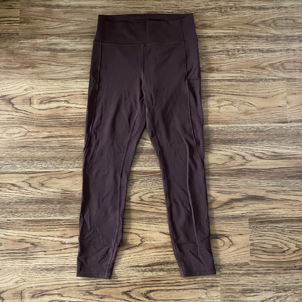 Athletic leggings